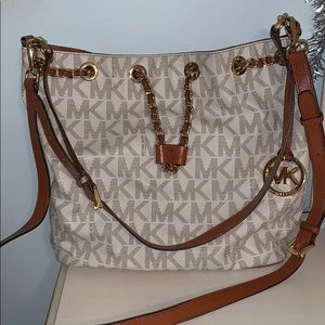 White Michael Kors Messenger/Satchel Bag